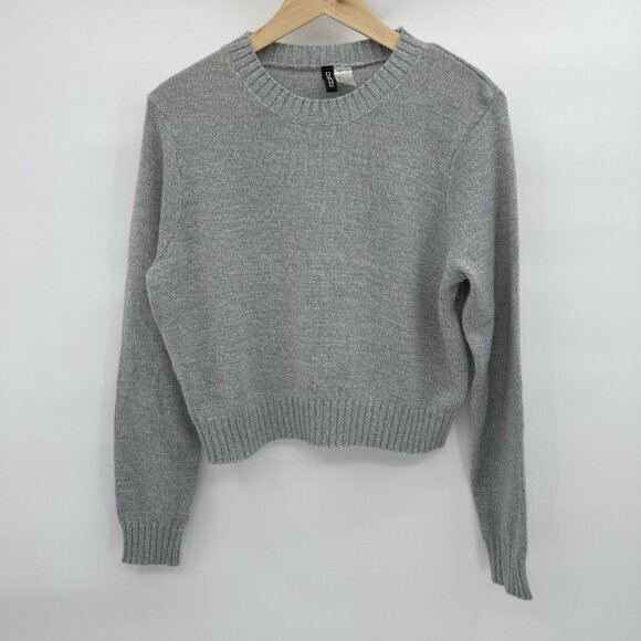 H&M Sweaters - H &M Divided Gray Knit Crop Sweater Long Sleeve Size Large